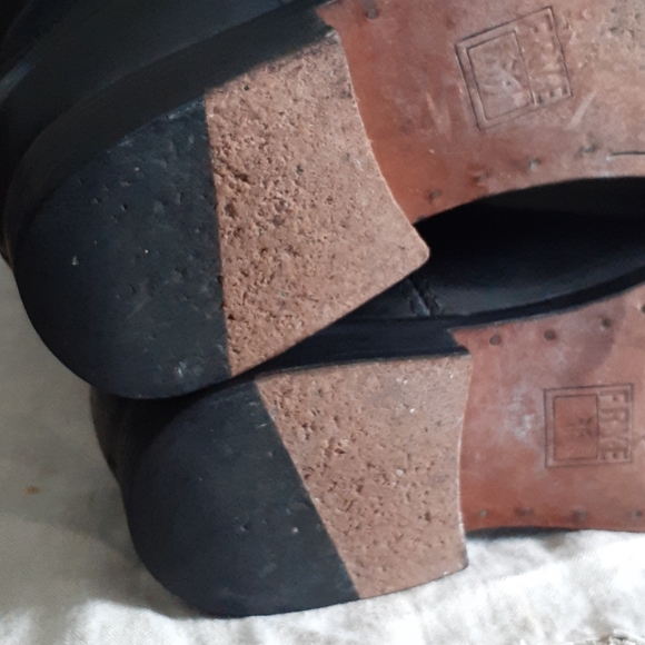 FRYE BOOTS - Picture 7 of 8